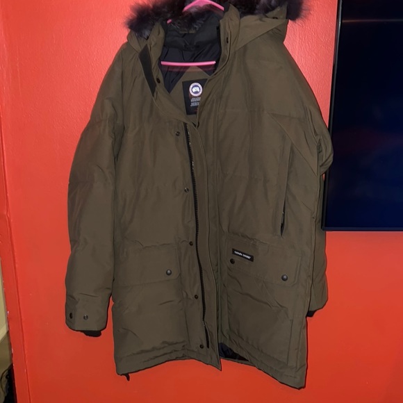 Canada Goose - Picture 2 of 7